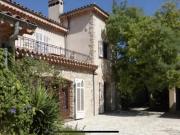 Appartement T2 Rénové dans un Cadre d’Exception à Mouans...