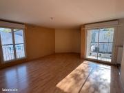 Appartement T3 77 m² avec deux loggias et garage fermé...