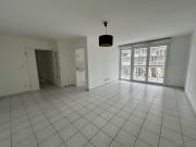 Appartement T3 avec terrasse et parking au pied du tram C