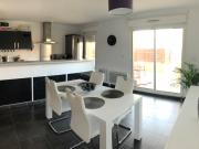 Appartement T3 de 65 m2 avec une terrasse de 34 m2 à Aix...