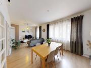 Appartement T3 de 75 m², 2 chambres, balcon, cave,...