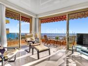 Appartement T3 + Grand garage Front de mer à Menton...