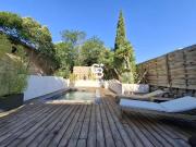 Appartement T3 jardin et piscine  tout proche village...