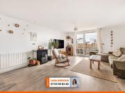 APPARTEMENT T3 LYON 7 LUMINEUX ENTIÈREMENT RÉNOVÉ, AVEC...