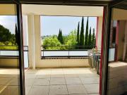 APPARTEMENT T4 81M2 TERRASSE DOUBLE PARKING