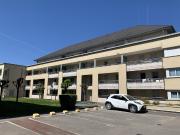 Appartement T4 avec balcon, terrasse et parkings 75m²...