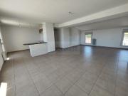 APPARTEMENT T4 DE 115 m² + TERRASSE 60 m² + 2 PARKINGS –...