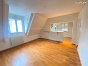 Appartement T4 de charme, 3ème et dernier étage,...