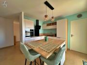 APPARTEMENT T4 DERNIER ÉTAGE TERRASSE 46 M2 PÉRONNAS
