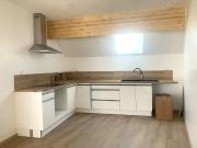 Appartement T4 rénové Centre de Saint Vit 93m²