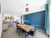 Appartement traversant avec balcon 74m² Dijon