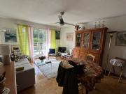 Appartement traversant avec terrasse et vue sur jardin Nimes