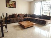Appartement trois chambres vide à louer à Racine