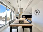 Appartement type 3 pièces dernier étage avec grande terrasse