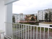 Appartement type 4 2/3 chambres av balcon