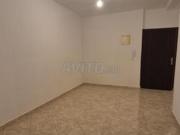 Appartement vide 3ème près school académie