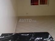 Appartement vide à louer mensuellement à Hay Salam