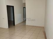 Appartement vide à louer / شقة فارغة للكراء