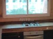 Appartement vide à roches noires