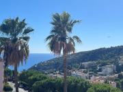 Appartement villa de 4 pièces avec terrasses et vue mer...