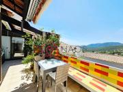 Appartement vue dégagée avec garage et piscine