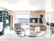 Appartement vue mer dernier étage refait avec des...