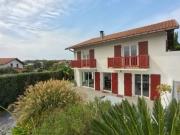 Appartement/jardin renovéT4 84,2 m² Appartement/jardin renovéT4 84,2 m²