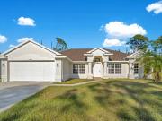 Appealing 3 Bed / 2 Bath Single Family Home in Port...