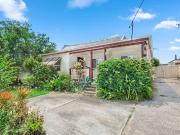 Appealing & Affordable Home on a Spacious 1012sqm Block