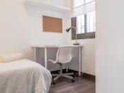 Appealing single bedroom near the Verdaguer metro Appealing single bedroom near the Verdaguer metro