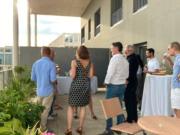 Appt 130 m2 T5 + 43 m2 de terrasse + pkg