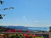 Appt 132 m² vue mer dans domaine gardé avec piscine