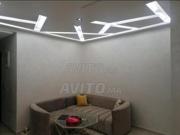 Appt propre situé au 1 er etage vu piscine