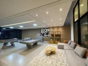 Apresentamos uma magnífica casa de luxo no condomínio...