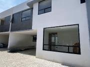 CASAS EN VENTA ZONA SAN JOSÉ XILOTZINGO CON RECÁMARA ABAJO