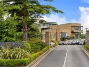 apt 11 hazelbrook upper kilmacud road dundrum dublin 14