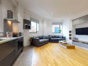 Apt 27, Q Two Residence