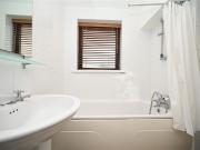 Apt 27 St Georges Harbour 51 East Bridge Street,...