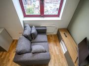 Apt 28, Q One Residence