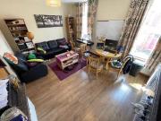Apt 2, 11 Wellesley Avenue