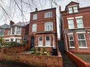 Apt 2, 45 Wellington Park