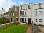 Apt 2, 73 Brunswick Road