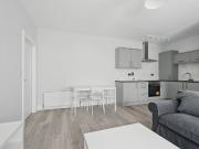 Apt 3 37 Wellington Park, Lisburn Road, Belfast, BT9 6DN