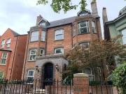 Apt 4, 36 Wellington Park