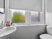 Apt 4, 52 Myrtlefield Park, Belfast, BT9 6NF Apt 4, 52 Myrtlefield Park, Belfast, BT9 6NF