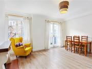 Apt 51 New Row Square, New Row South, City Centre D8,...