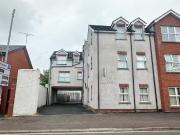 Apt 5, Circular Road Mews