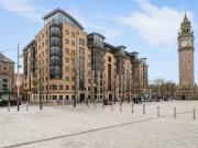 Apt 90, Queens Square