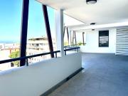 Apt t4 neuf st denis proche centre frais d'agence...