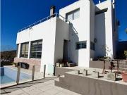 APTA CREDITO CASA CON 5 DORMITORIOS, FANTASIO, CARLOS PAZ